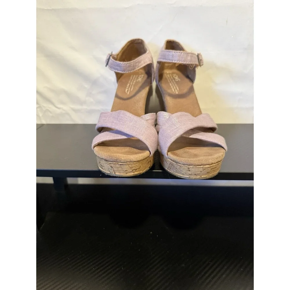 W8 TOMS Strappy Cork Wedge Sierra Sandal High Heels Purple Lilac‎ Metallic